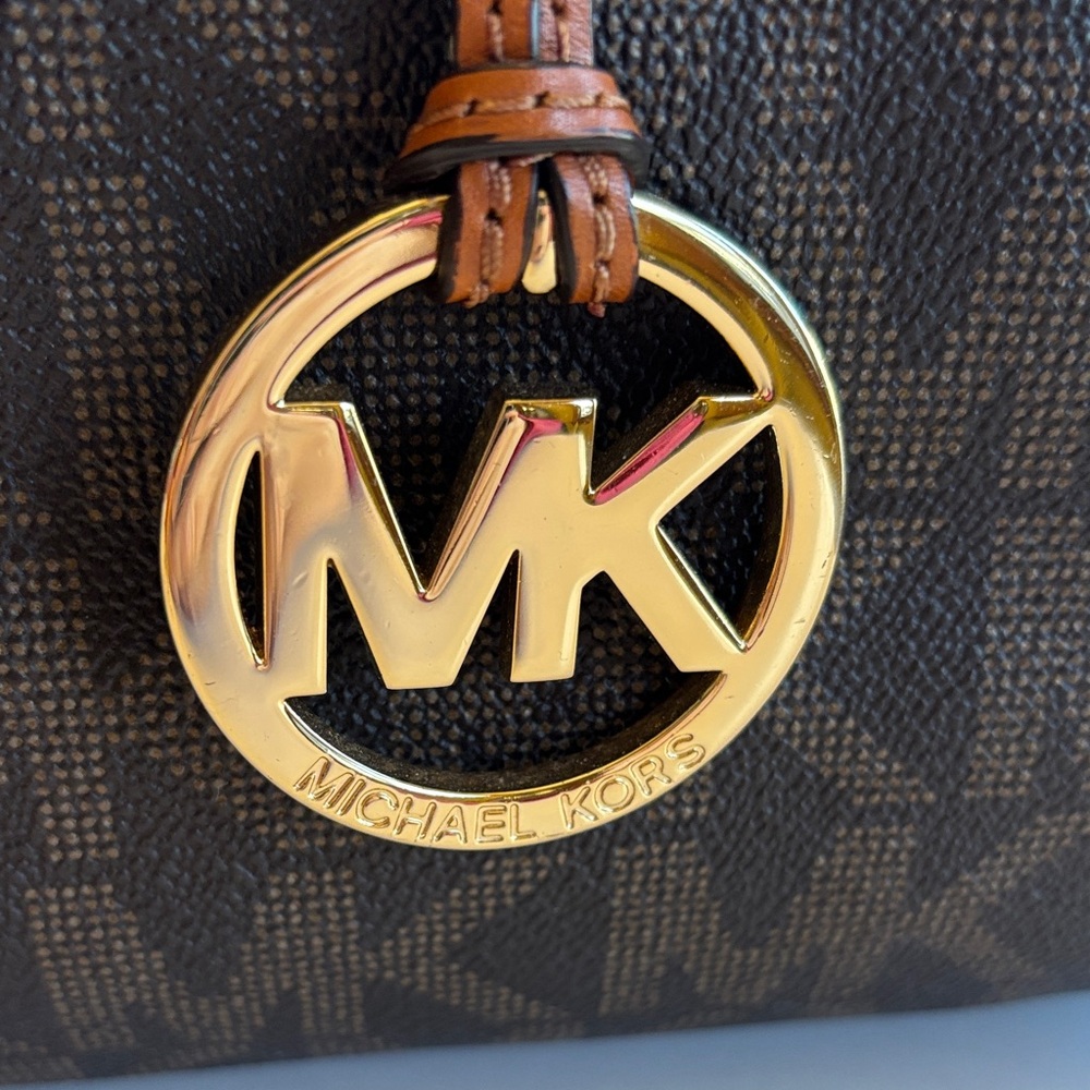 Michael Kors Logo Satchel NO CALL OUTS 13” x 10” x 6” Deep - Picture 10 of 10